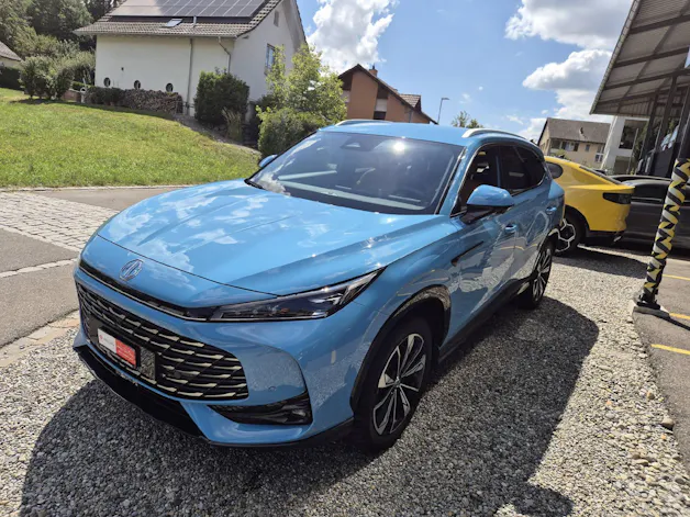 MG HS 1.5 Hybrid Luxury