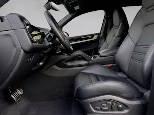 PORSCHE Cayenne S