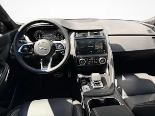 Jaguar E-Pace 1.5 T 300e R-Dynamic HSE AWD