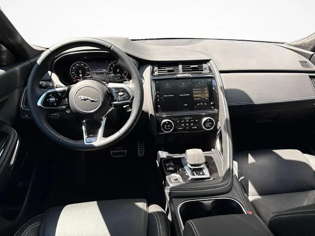 Jaguar E-Pace 1.5 T 300e R-Dynamic HSE AWD