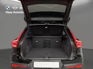VOLVO XC40 2.0 B4 MH Plus Dark