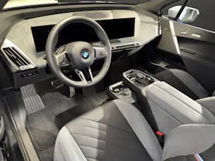 BMW iX xDrive60