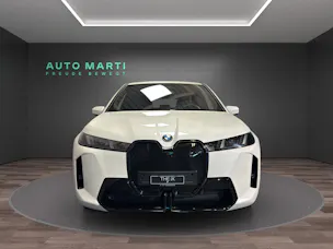 BMW iX xDrive60