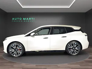 BMW iX xDrive60