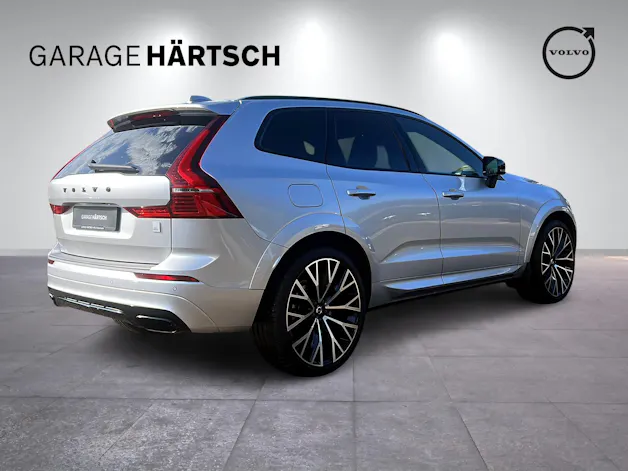 VOLVO XC60 2.0 B4 MH R-Design AWD