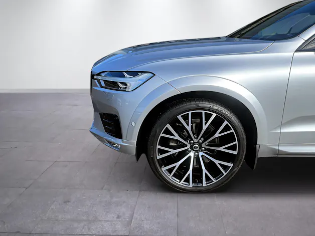 VOLVO XC60 2.0 B4 MH R-Design AWD