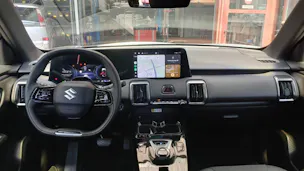 Suzuki e Vitara Sakura Top 4x4