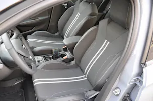 OPEL Corsa 1.2 T Hybrid Viva