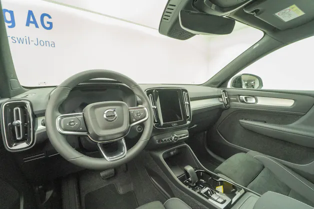Volvo XC40 2.0 B4 MH Black Edition