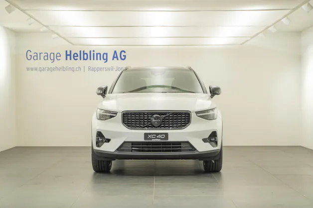 Volvo XC40 2.0 B4 MH Black Edition