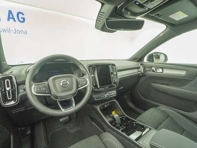 Volvo EX40 Twin Black Edition AWD