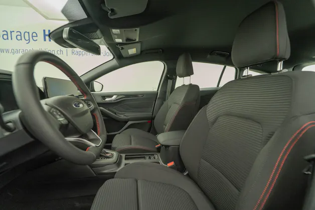Ford Focus Station Wagon 1.0i EcoB Hybrid 155 ST-Line