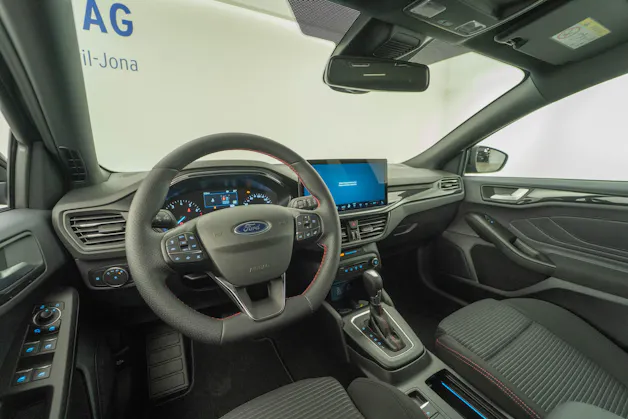 Ford Focus Station Wagon 1.0i EcoB Hybrid 155 ST-Line