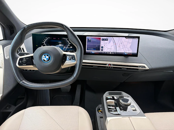 immagine del veicolo BMW iX