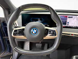 BMW iX M60