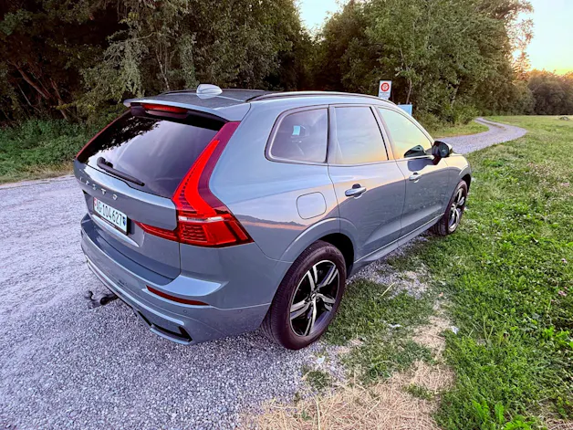 Volvo XC60 2.0 B4 MH R-Design AWD
