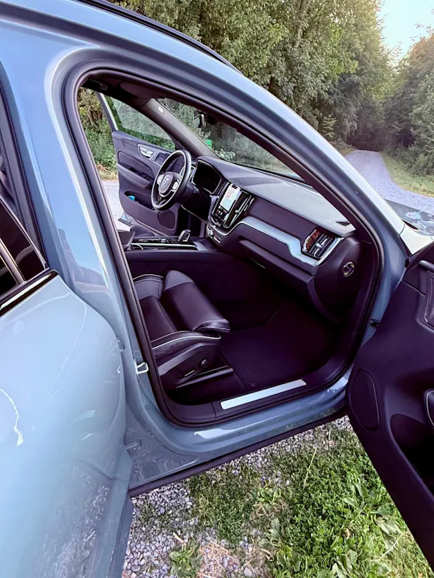 Volvo XC60 2.0 B4 MH R-Design AWD