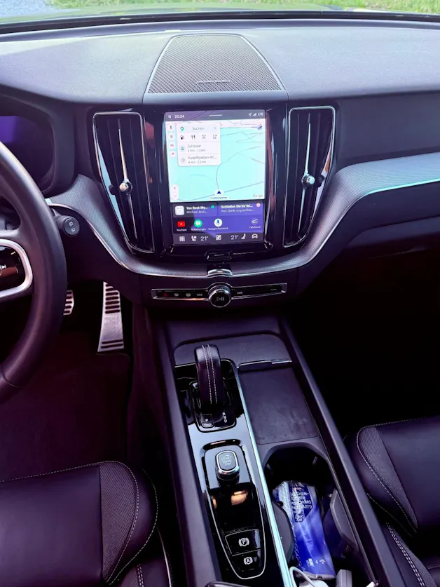 Volvo XC60 2.0 B4 MH R-Design AWD