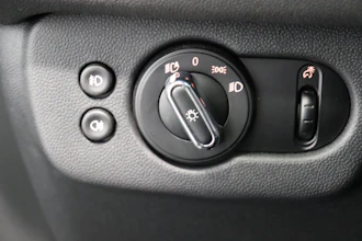 https://vehicle.imgix.net/4411121/af09cc47-4042-40e0-8d17-5cfd9fbc3a22.JPG