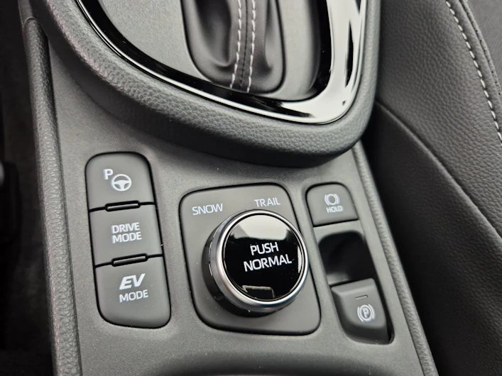 Fahrzeugbild TOYOTA YARIS CROSS
