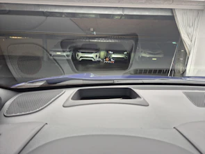 Fahrzeugbild TOYOTA Yaris Cross 1.5 VVT-i HSD Premium AWD-i - ab 2.99% Leasing