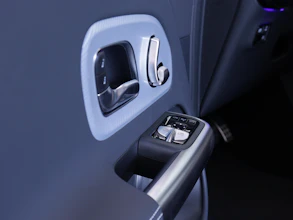 https://vehicle.imgix.net/4411164/3a6d843a-7312-456c-892a-50ca28f43164.JPG