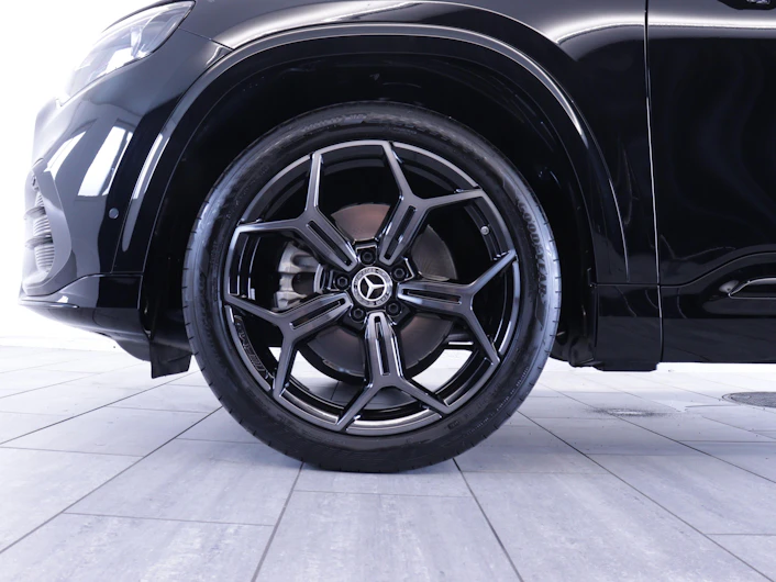Fahrzeugbild MERCEDES-BENZ GLB 220