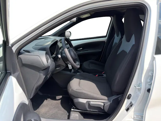 Toyota Aygo X 1.5 VVT-i HSD Comfort