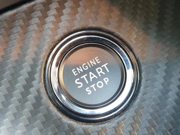 Peugeot 208 1.2 Hybrid Allure