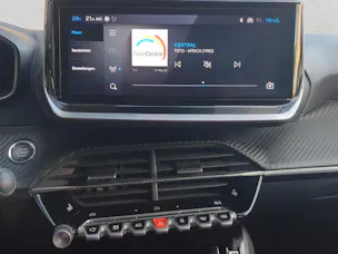 PEUGEOT 208 1.2 Hybrid Allure