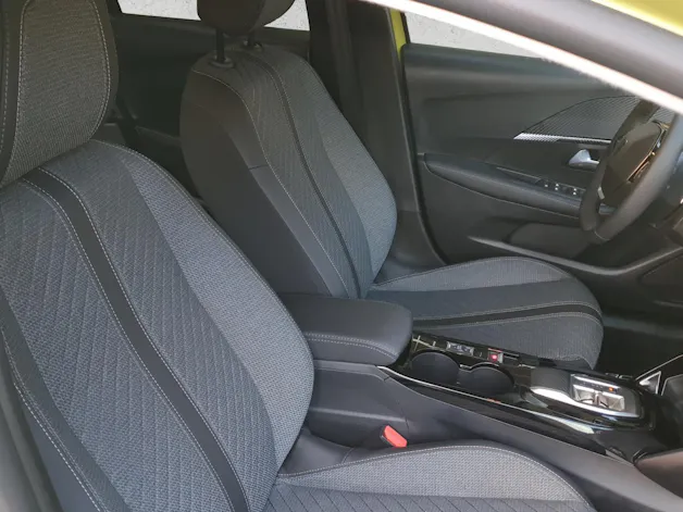 Peugeot 208 1.2 Hybrid Allure