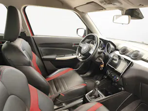 Suzuki Swift 1.2 Piz Sulai Hybrid 4x4 - Ruote invernali incluse