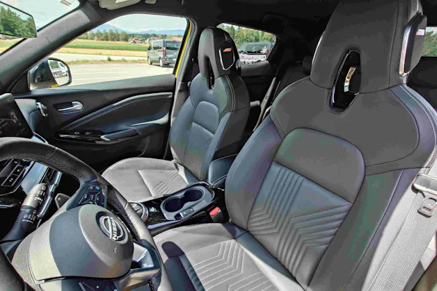 Nissan Juke 1.0 DIG-T Tekna