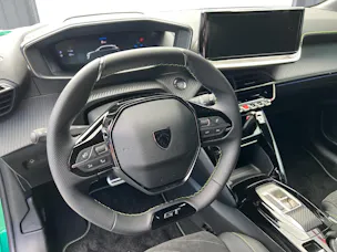 PEUGEOT 208 1.2 Hybrid 145 GT Exclusive