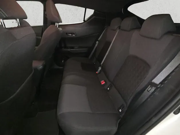 Toyota C-HR 2.0 VVTi HSD Trend