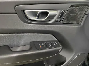VOLVO XC60 2.0 T6 TE Ultimate Dark eAWD