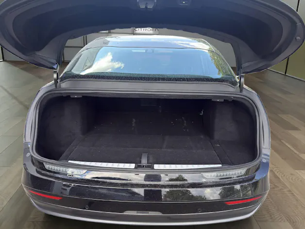 Lucid Air Dream Performance