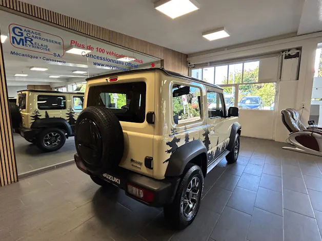 Suzuki Jimny 1.5 Compact Top Automatique 4 Place/4Platz