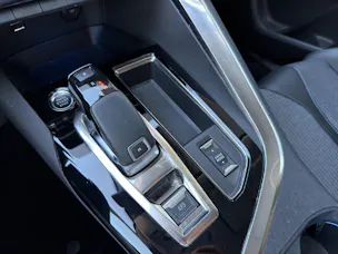 PEUGEOT 3008 1.2 PureTech Allure Pack