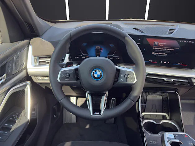 BMW iX1 xDrive30