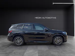 BMW iX1 xDrive30