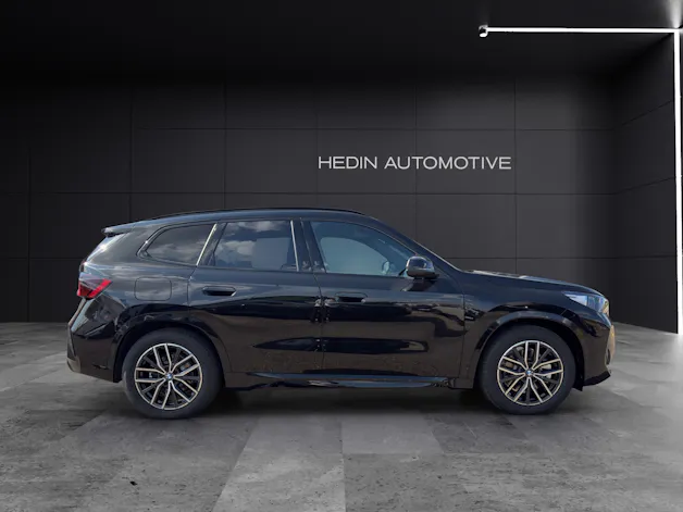 BMW iX1 xDrive30