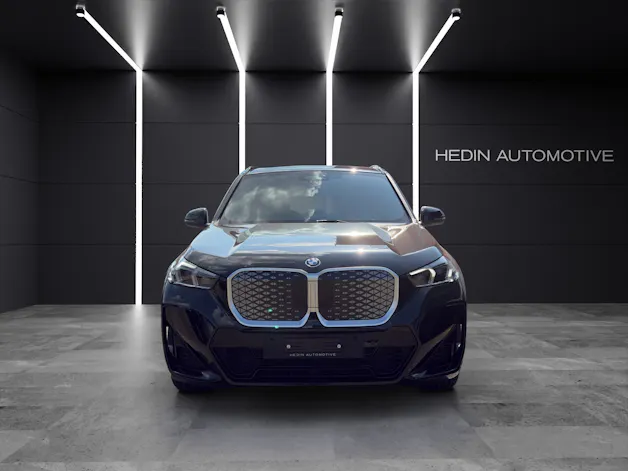 BMW iX1 xDrive30