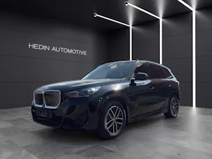 BMW iX1 xDrive30