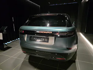 Land Rover Range Rover Velar 3.0 I6 Belgravia Edition Satin