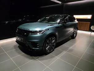 Land Rover Range Rover Velar 3.0 I6 Belgravia Edition Satin