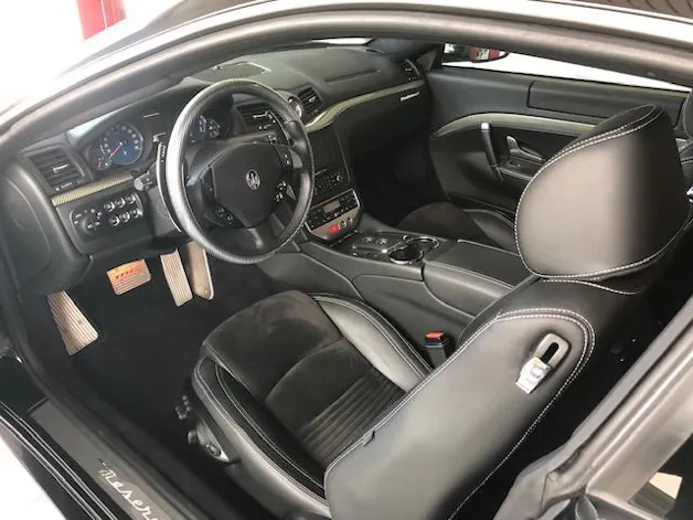 Maserati Gran Turismo 4.7 V8 S MC