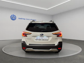 Fahrzeugbild SUBARU Outback 2.5i 30th Anniversary Edition