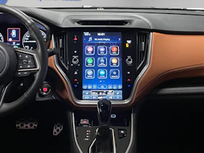 https://vehicle.imgix.net/4411629/aeab2c34-476a-403d-aed5-05236ea9d3ec.jpg