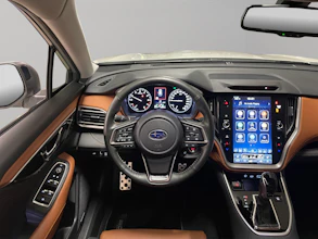 https://vehicle.imgix.net/4411629/eaa08cea-d064-431f-9773-fa3c8280c15a.jpg